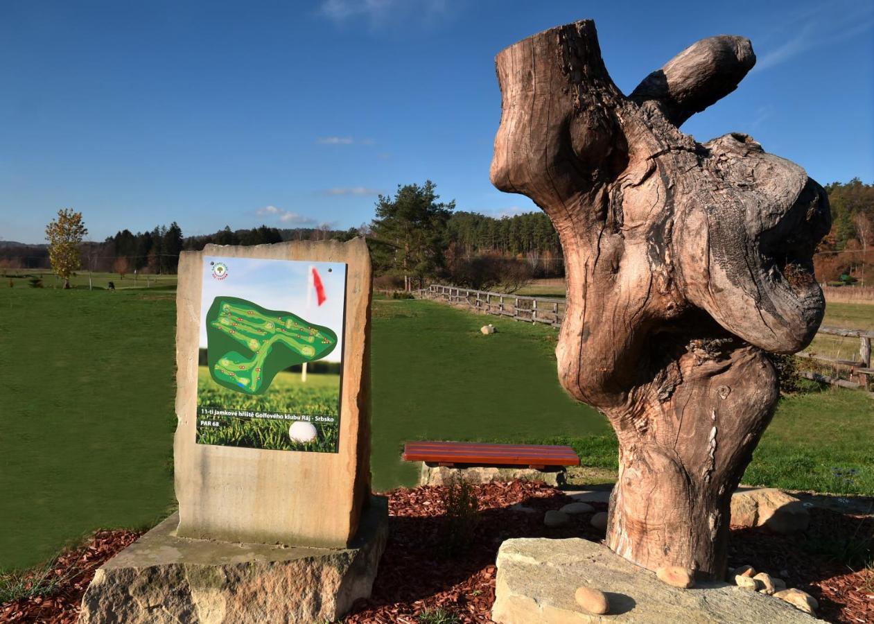 Raj Sportovni A Rekreacni Resort Branzez Kněžmost Extérieur photo