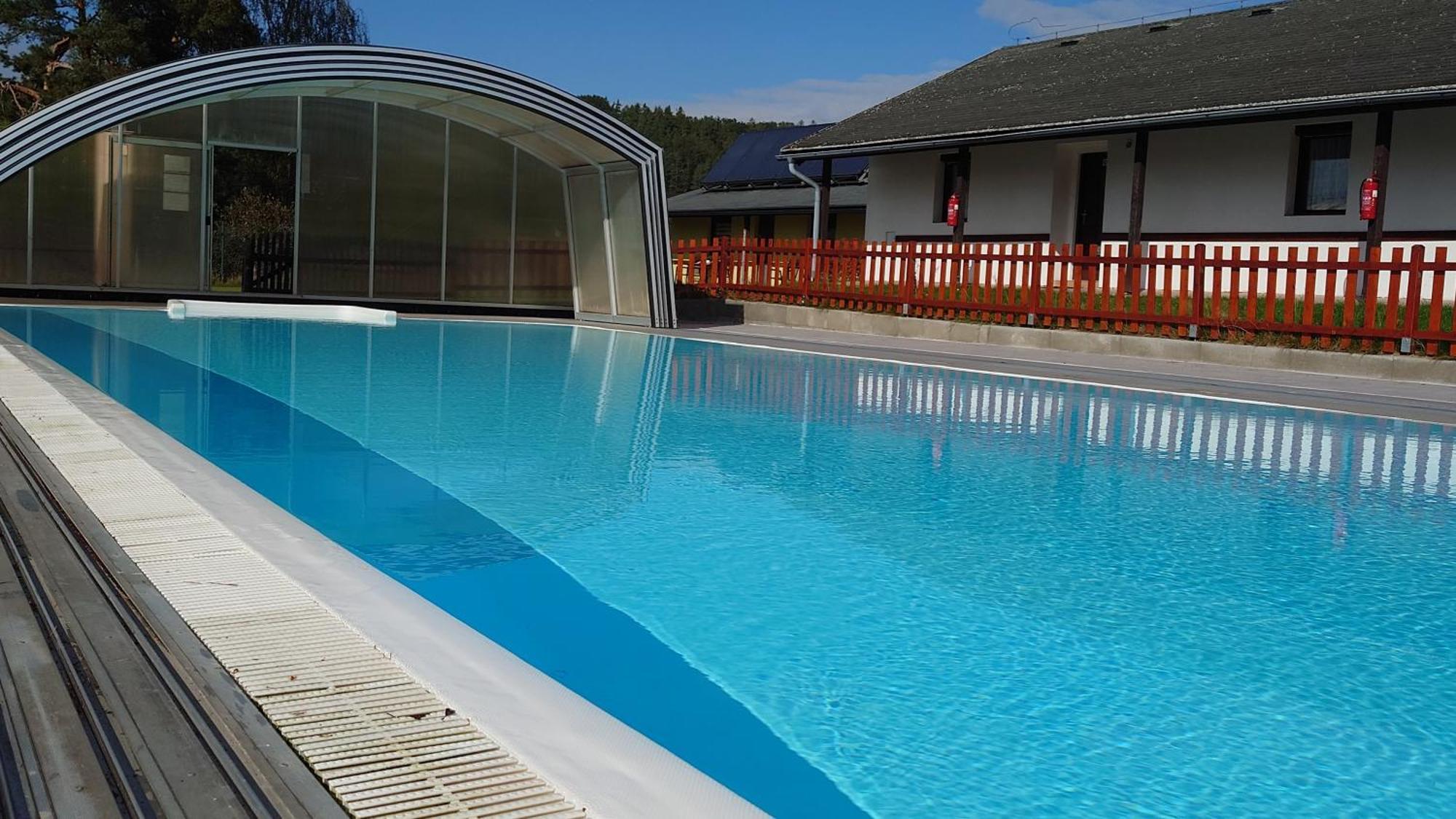 Raj Sportovni A Rekreacni Resort Branzez Kněžmost Extérieur photo