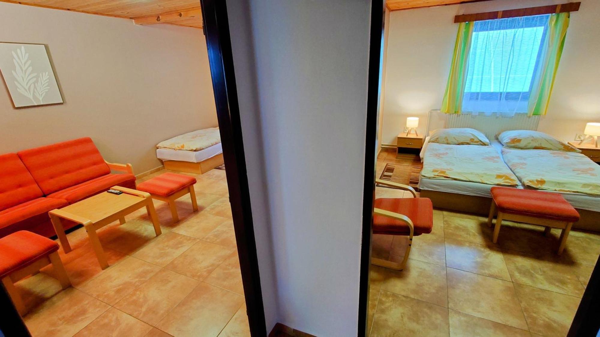 Raj Sportovni A Rekreacni Resort Branzez Kněžmost Extérieur photo