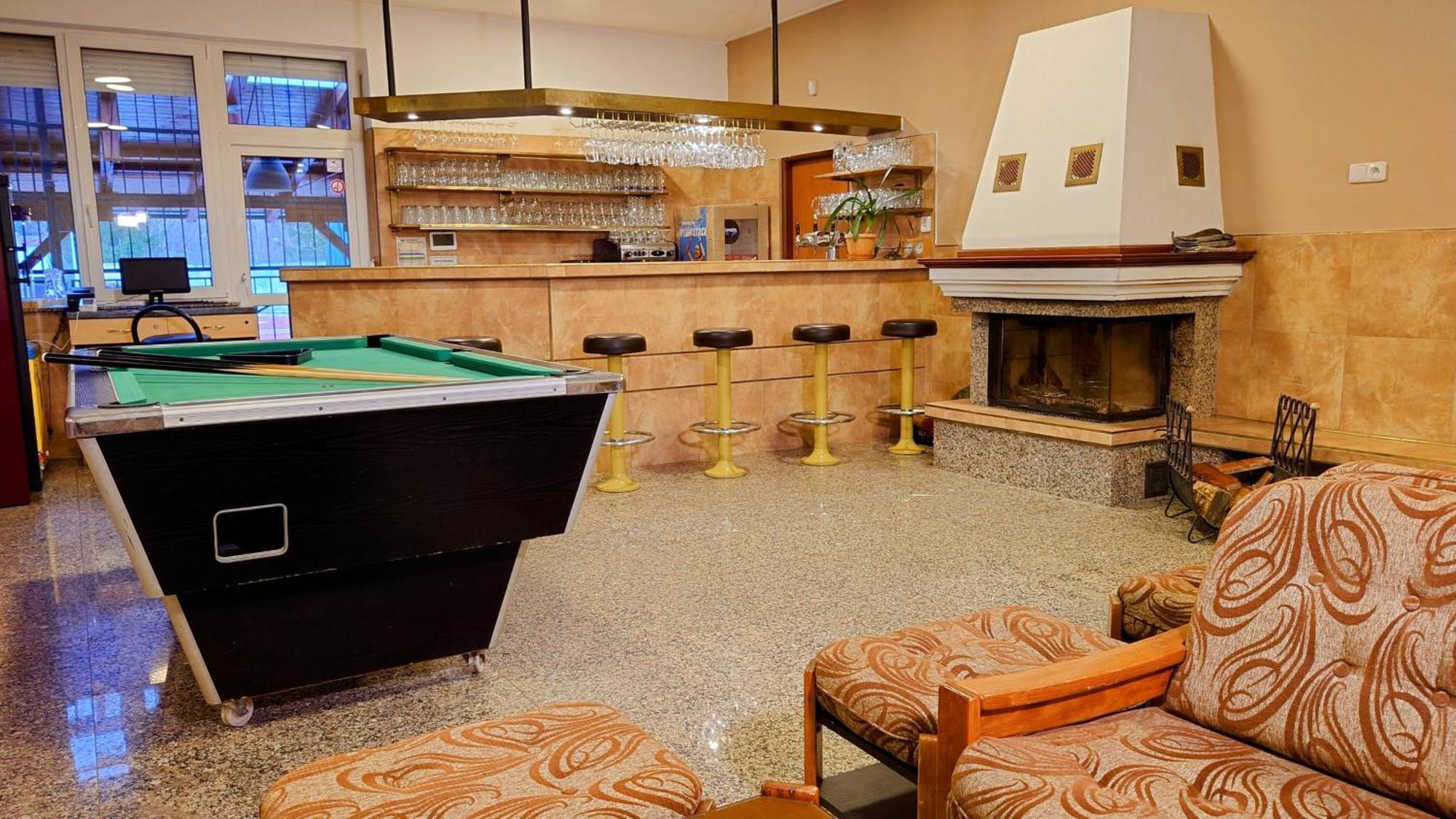 Raj Sportovni A Rekreacni Resort Branzez Kněžmost Extérieur photo