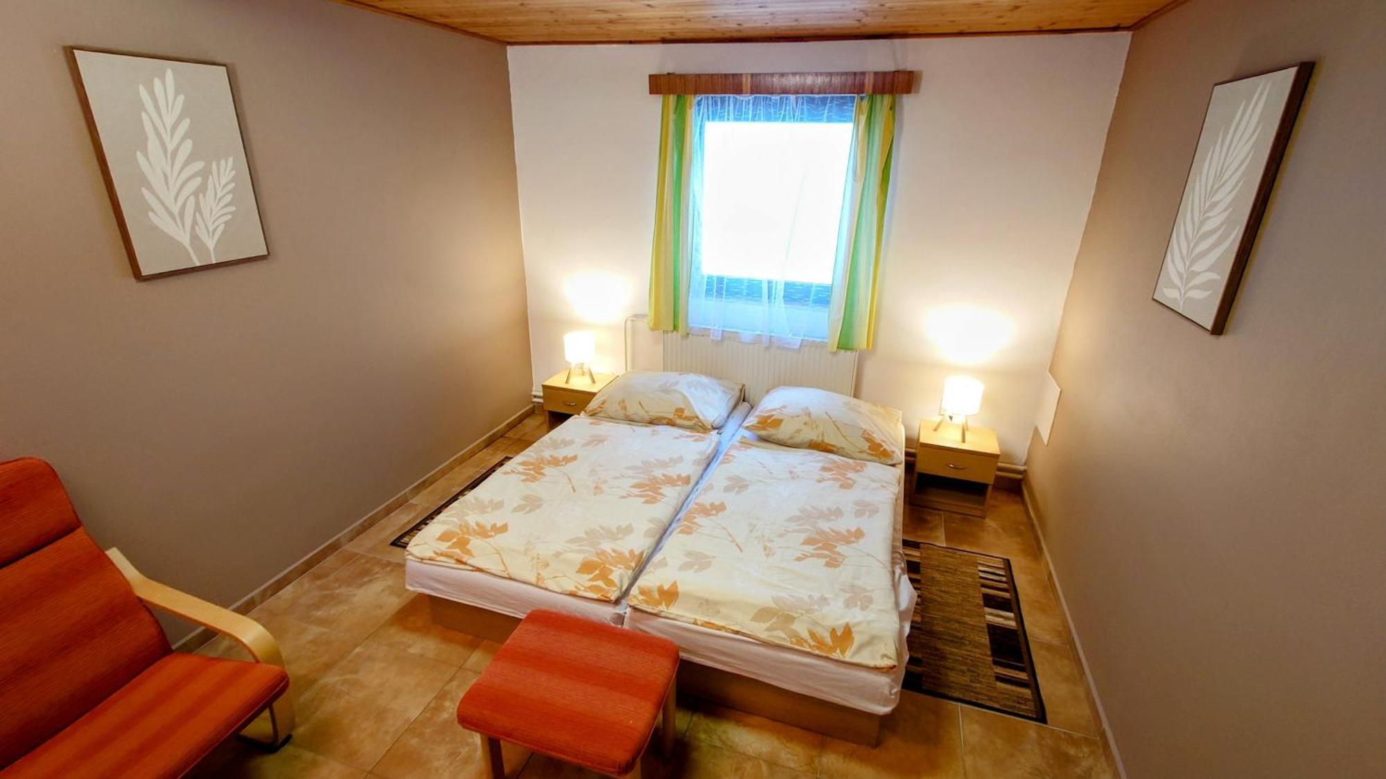 Raj Sportovni A Rekreacni Resort Branzez Kněžmost Extérieur photo