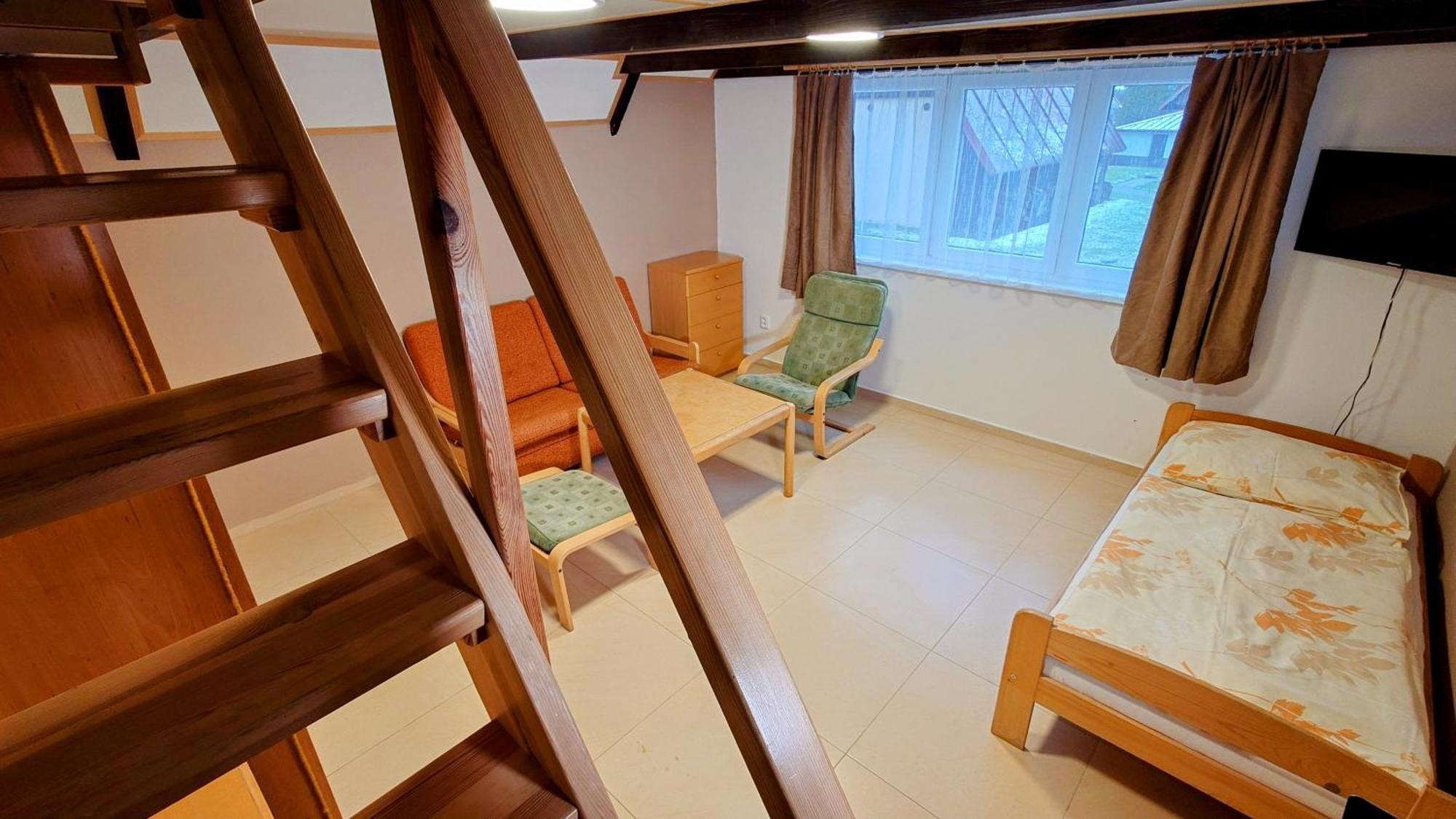Raj Sportovni A Rekreacni Resort Branzez Kněžmost Extérieur photo